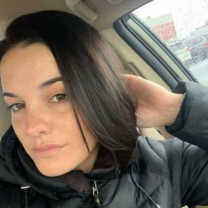 Meet your Posher, Cara